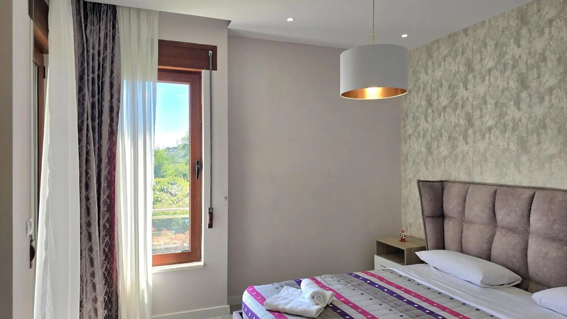 Bright & Breezy Villa By The Sea Plazhi San Pietro 0*,  Албания